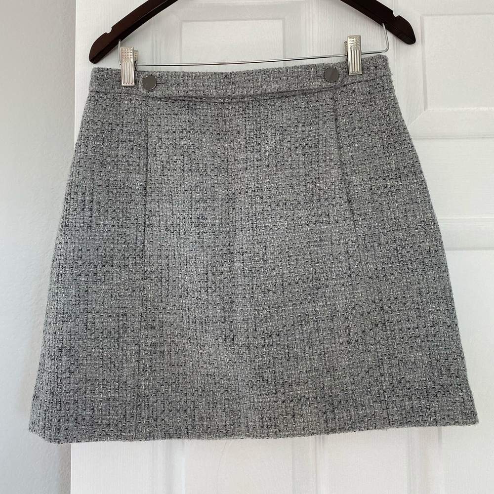 BANANA REPUBLIC TWEED GREY SKIRT